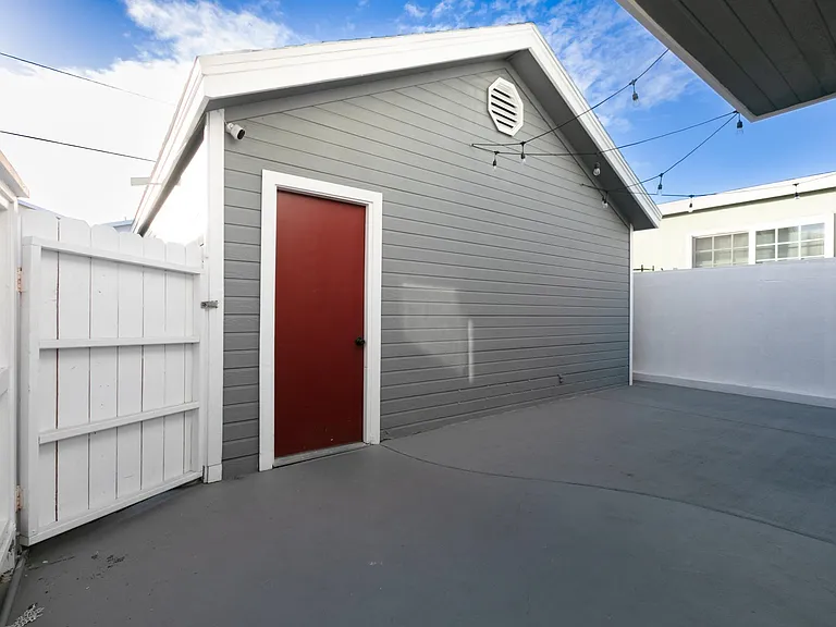 14929 Grevillea Ave — Photo 27