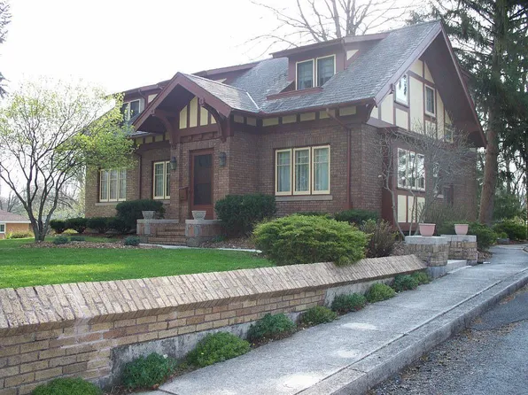 299 Sycamore St, Tiffin, OH 44883