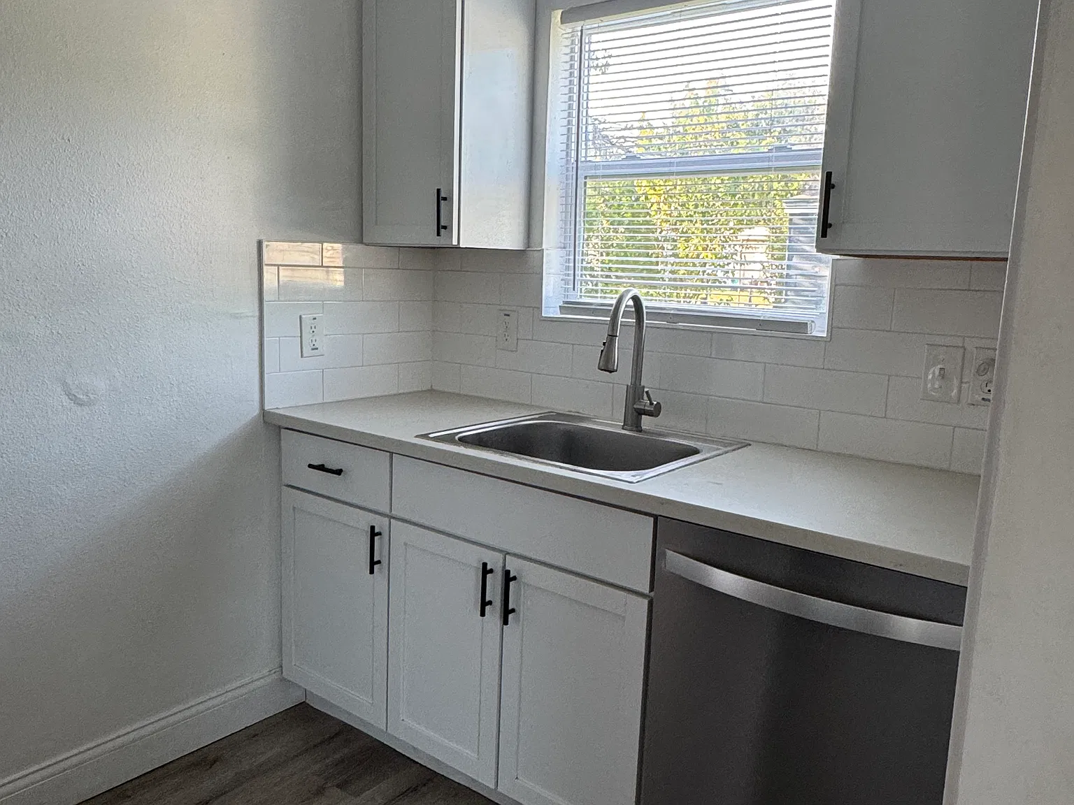 2 bed, $1,230 — Photo 3