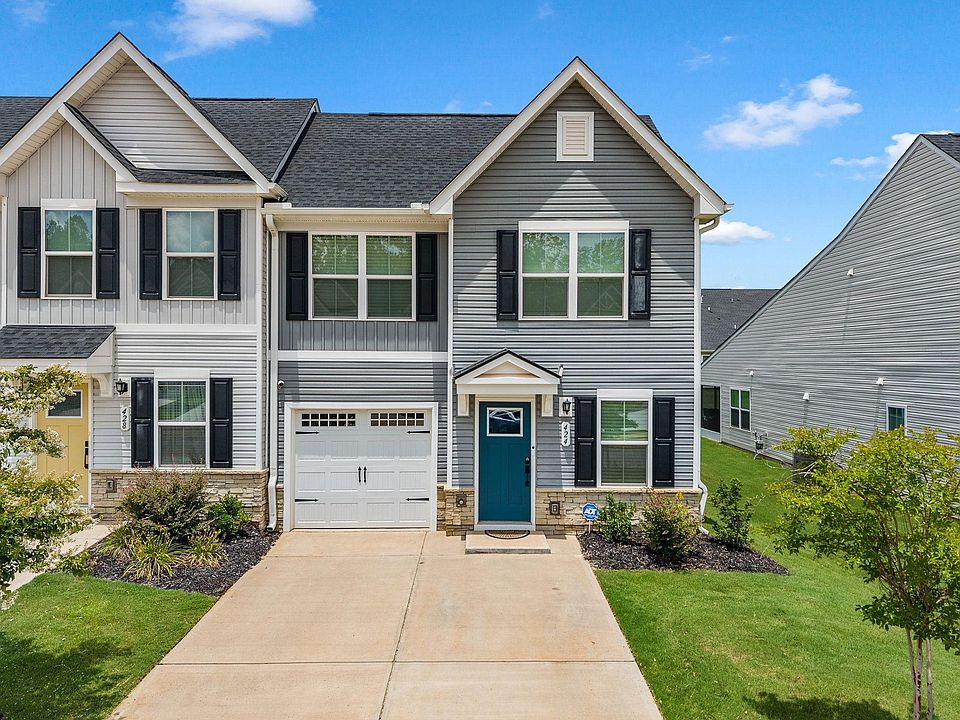1st image of 424 Leasowe Ln