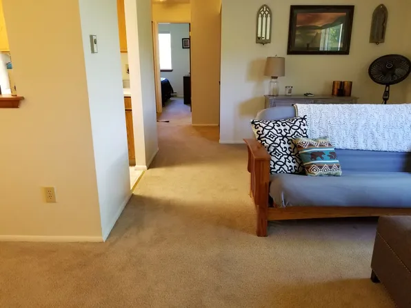 Bonnieview Terrace Apartments, 1038 Bonnieview Ter #304, Wilmington, NY 12997