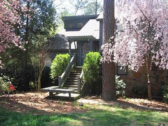 2nd image of 1300 Cedar Knoll Dr