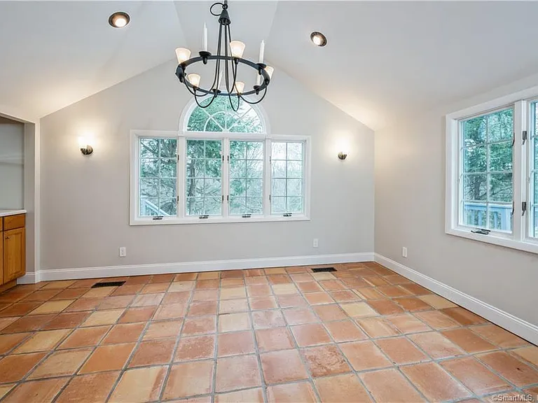 2428 Long Ridge Rd — Photo 13