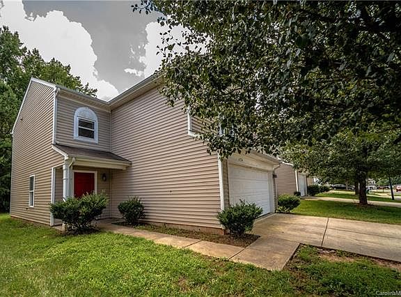 3rd image of 6324 Green Vista Ct