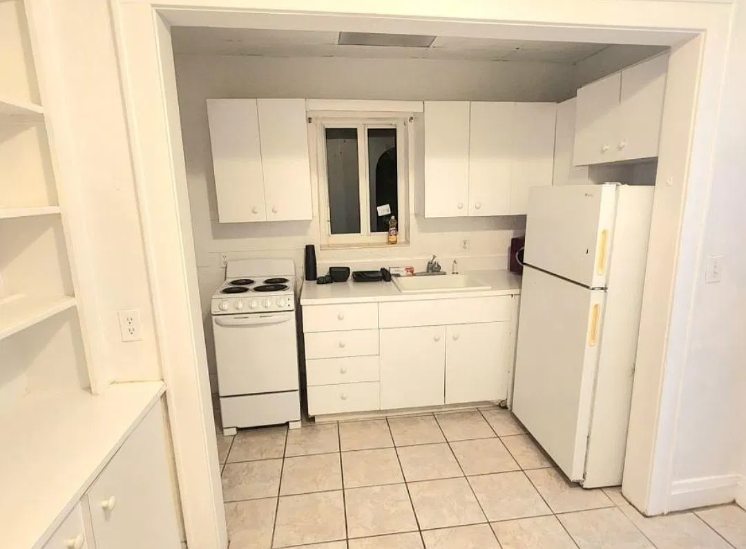 1 bed, 750 sqft, $2,300 — Photo 2