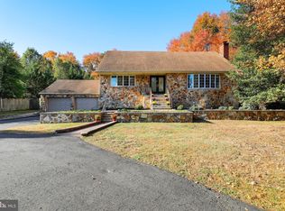 283 Mount Laurel Rd, Mount Laurel, NJ 08054