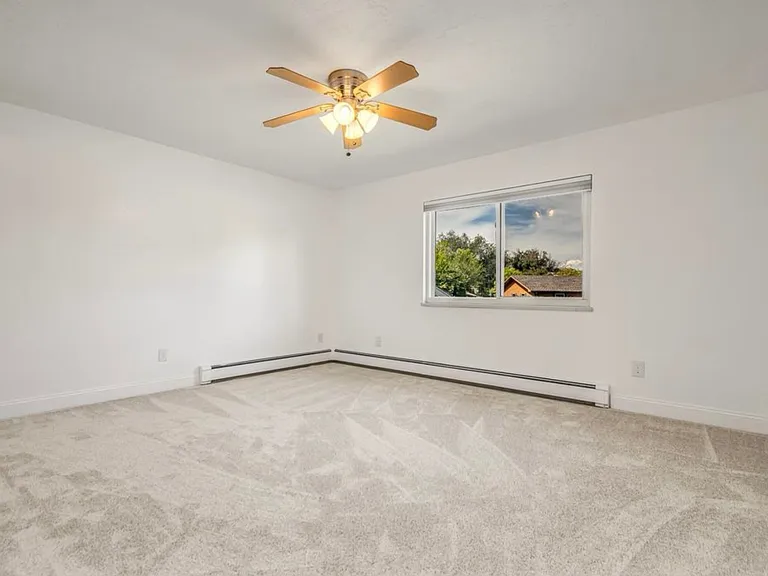 2305 Pheasant Run Cir — Photo 8