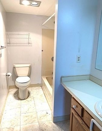 5th image of 200 Cove Way Unit 514