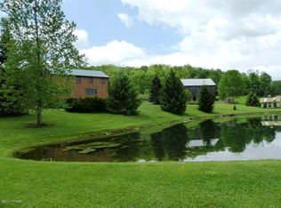 741 Hemlock Rd, Honesdale, PA 18472