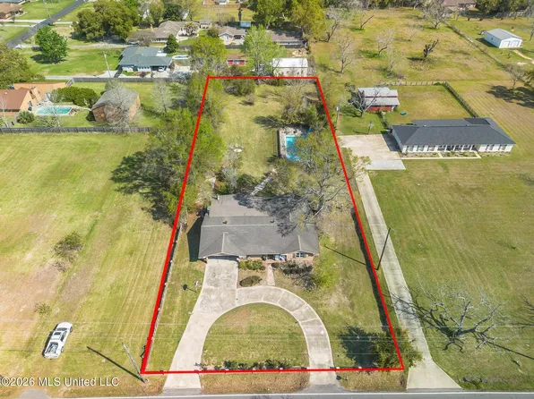 20092 Pineville Rd, Long Beach, MS 39560