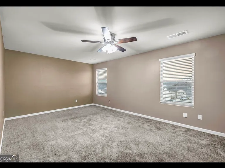 205 Twin Lakes Dr — Photo 12