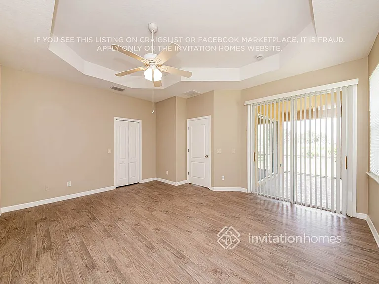 5015 Lakehurst Ct — Photo 11