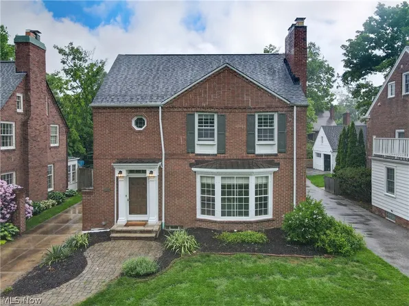 3658 Traver Rd, Shaker Heights, OH 44122