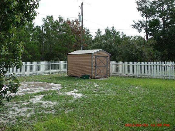3rd image of 3072 N Covington Dr