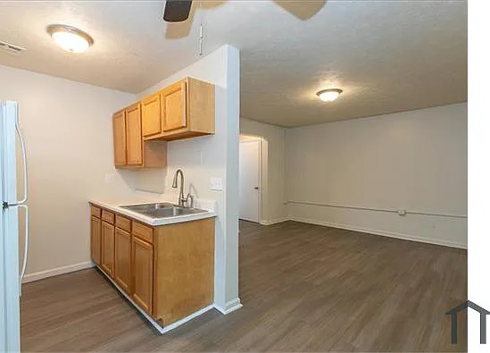 2145 Harrison Ave #1 — Photo 20