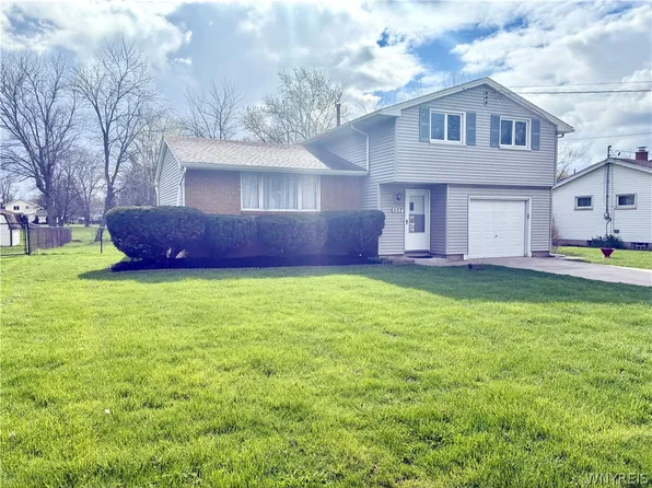 467 Central Ave, Lancaster, NY 14086