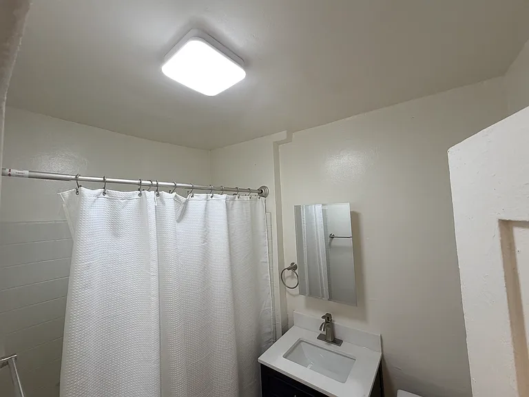 407 Loma Dr #407 — Photo 13
