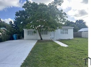 3350 E Atlantic Dr, Boynton Beach, FL 33435