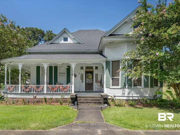 605 Hand Ave, Bay Minette, AL 36507