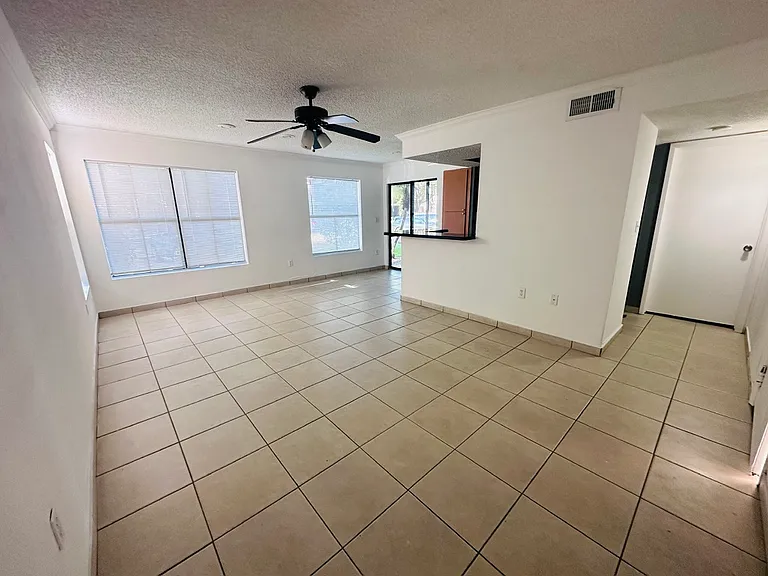 15689 SW 106th Ln #711 — Photo 5