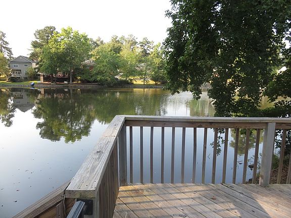 5th image of 153 Moss Creek Dr