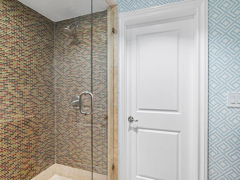820 Palm Trl — Photo 14
