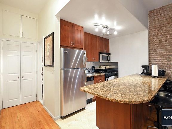 3rd image of 53 W 94th St APT 2F