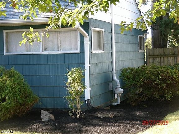 3rd image of 412 Stelko Ave