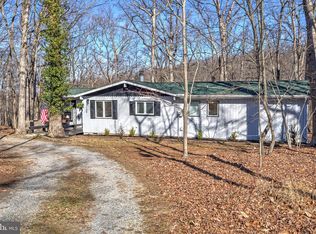 138 Ross Ln, Bluemont, VA 20135