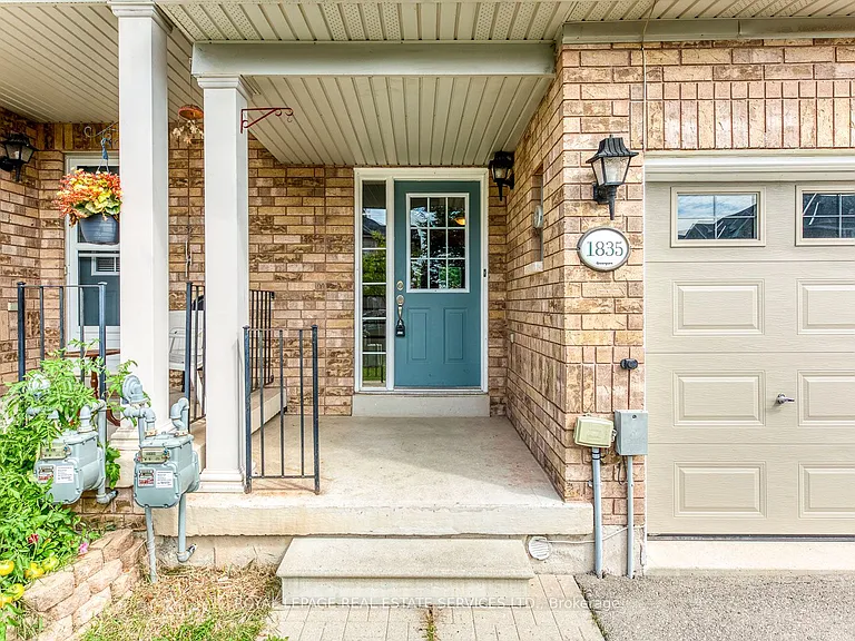 1835 McCoy Ave — Photo 3