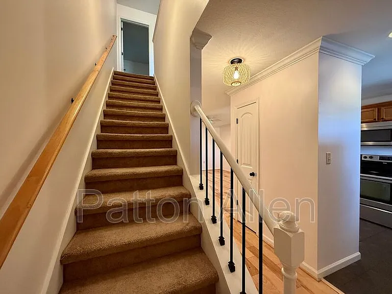 15 Lees Creek Rd #J — Photo 15