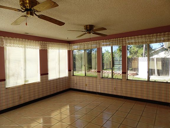 3rd image of 1555 Mission Meadows Dr