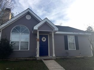 75 Skyway Dr, Warner Robins, GA 31088