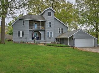 3875 E Cantrell St, Decatur, IL 62521