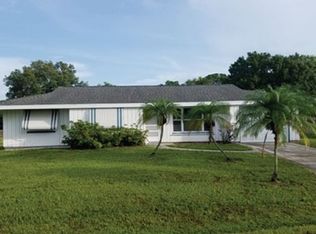 261 SW Kentwood Rd, Port Saint Lucie, FL 34953