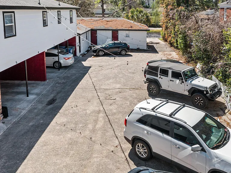2411 Blossom St #3 — Photo 5