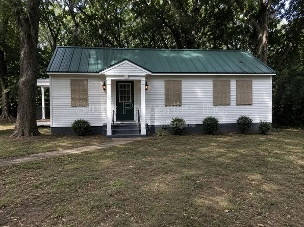955 Bainbridge Xing, Muscle Shoals, AL 35661