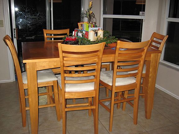 Breakfast nook