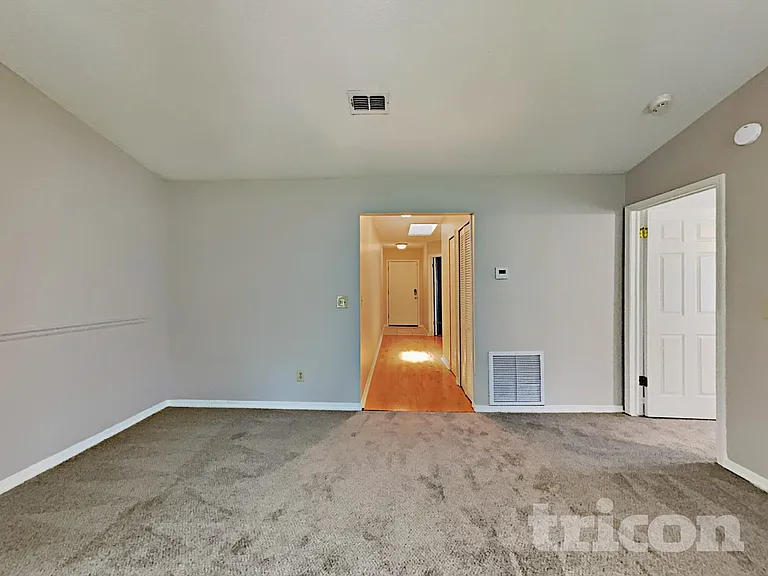 7280 Eagles Perch Dr — Photo 12