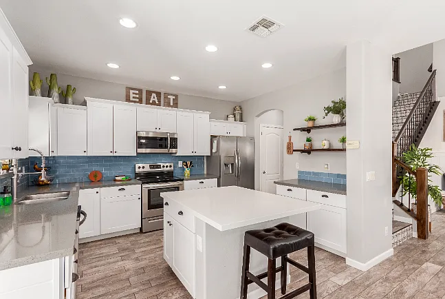 3285 E Lafayette Ave — Photo 15