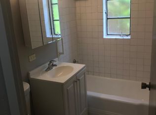 7132 26th St #2, Berwyn, IL 60402