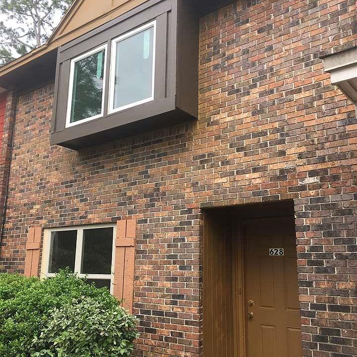 1st image of 628 N Fairfield Dr