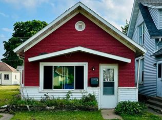 711 E 5th St, Winona, MN 55987