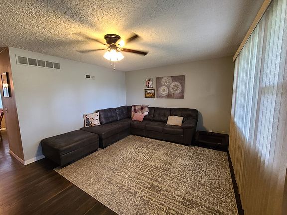 2nd image of 111 W Parkway Ave