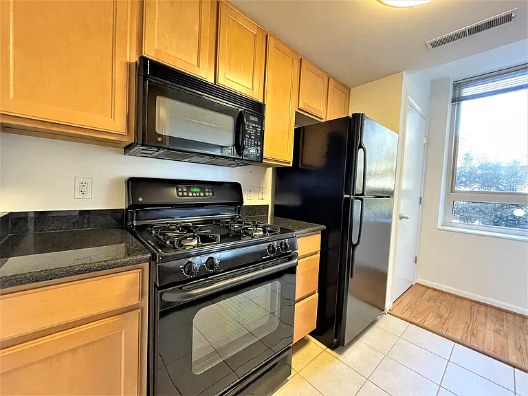 355 I St SW #S-123 — Photo 32
