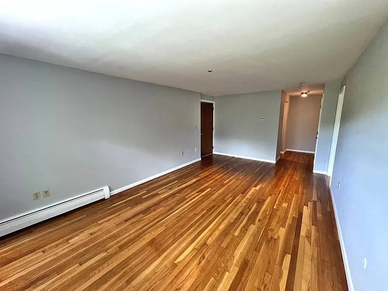 45 Maynard St #15 — Photo 15