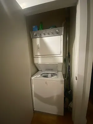 Rented by David Francis New York LLC | media 31