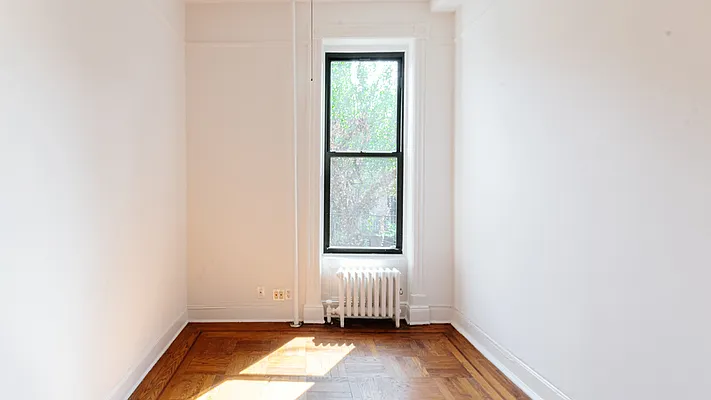 Rented by Nooklyn NYC LLC | media 30