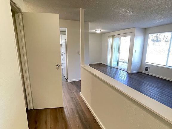 2nd image of 404 27th St SE #19-5