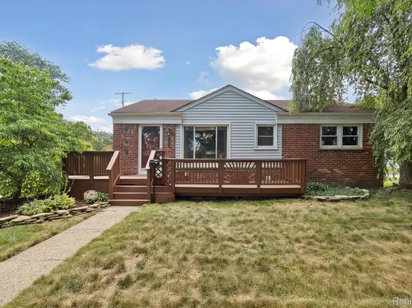 31021 Hathaway St, Livonia, MI 48150